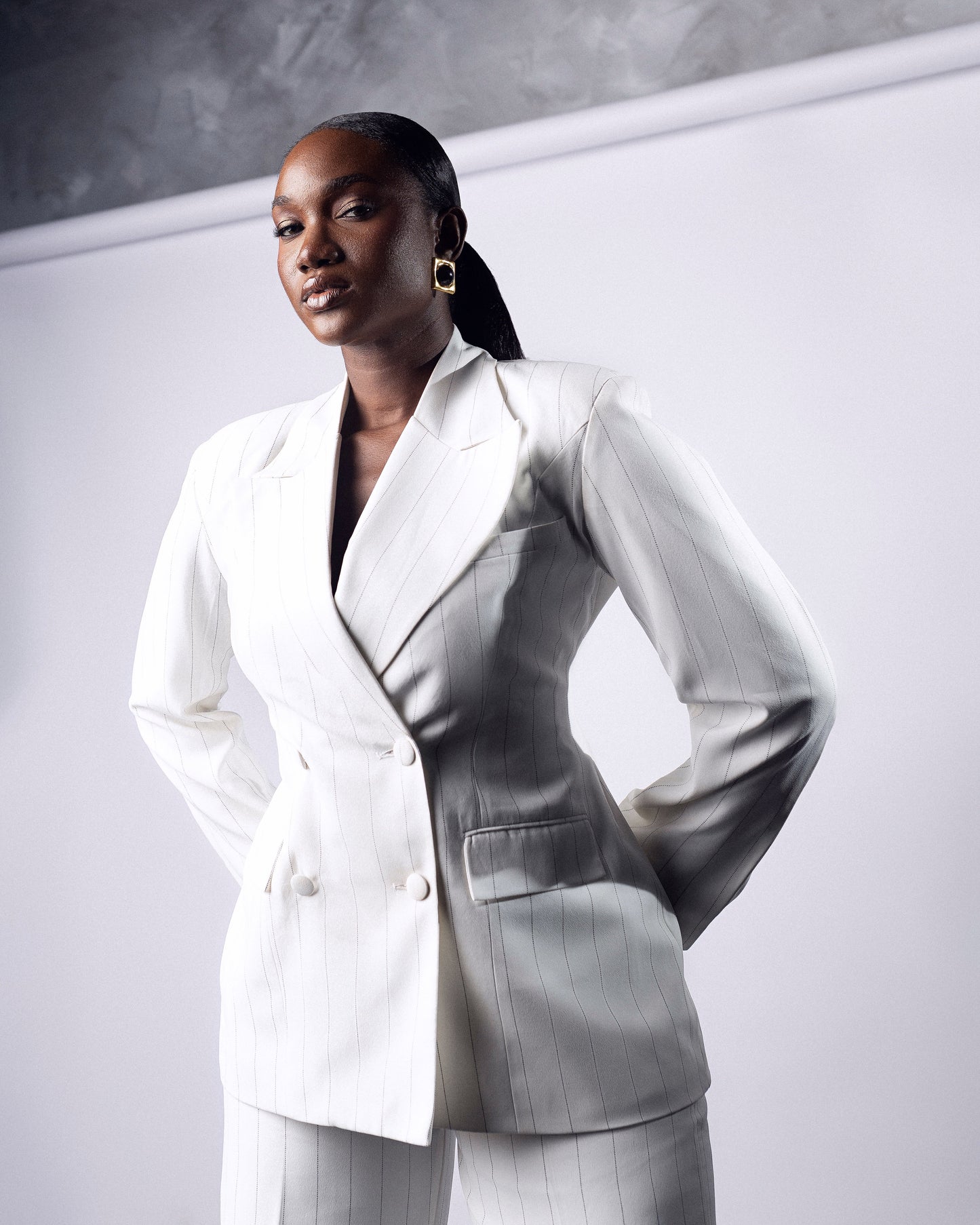 Fallon Suit Set White Stripe