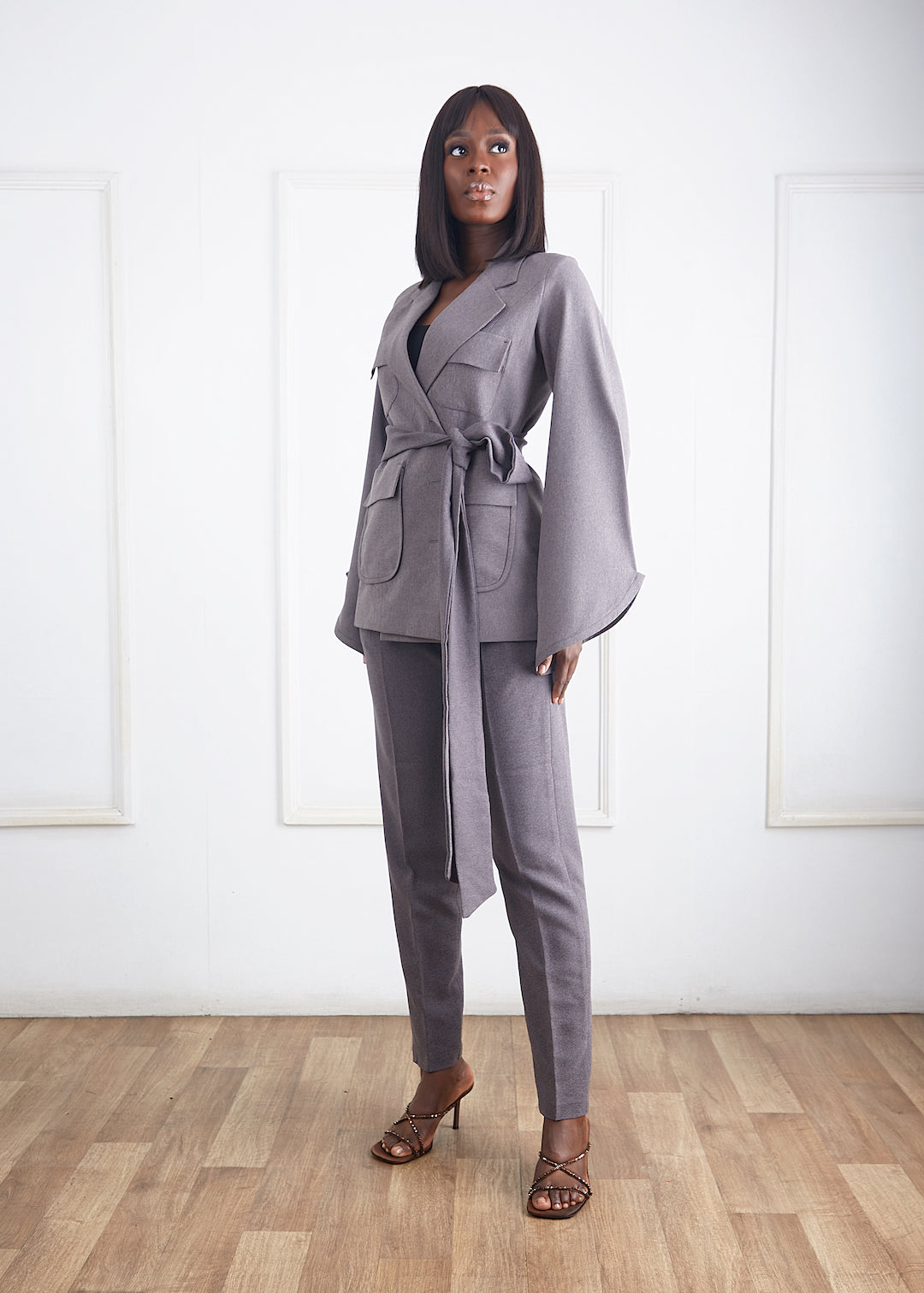 Tokoni Set Grey PREORDER